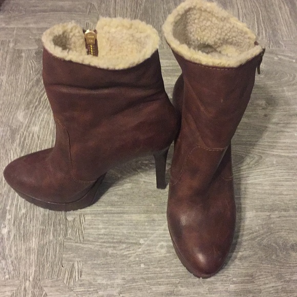 BCBG Brown “Fur” Lined Heeled Booties - Picture 5 of 5